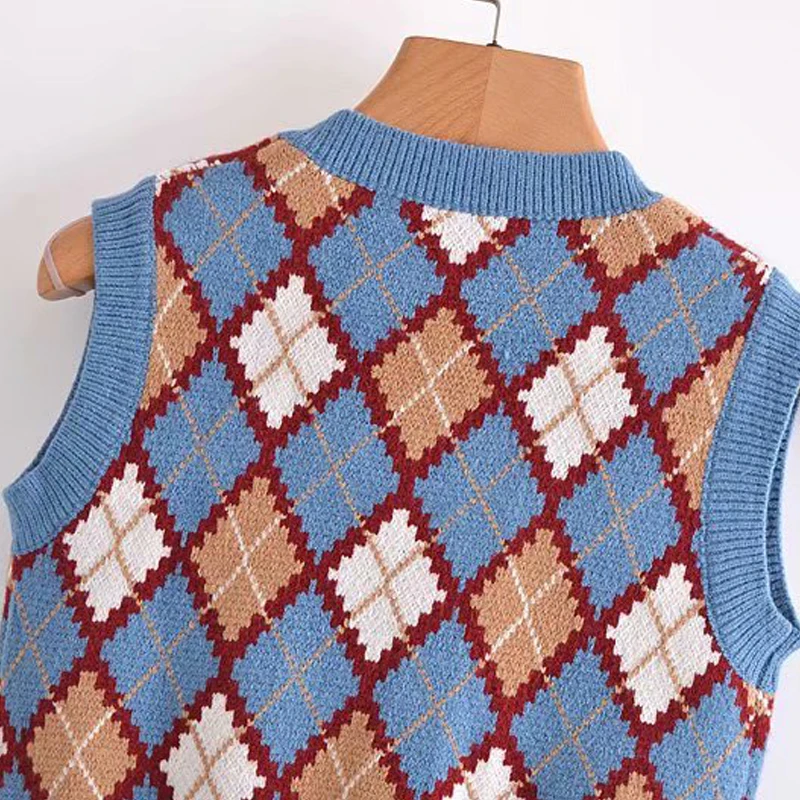 

Women Summer Casual Knitting Vests Waistcoat 2021 Argyle Plaid V-Neck Sleeveless Female Sweet Street Vest Clothing