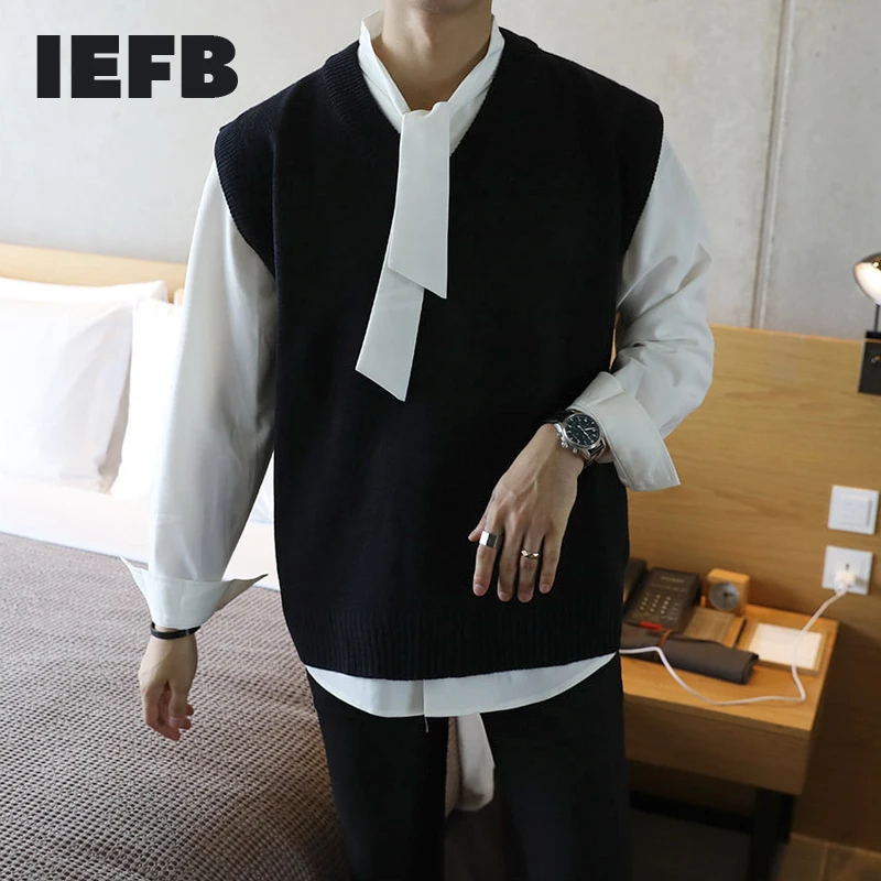 

IEFB Men's Wear Korean Fashion V-neck Sleeveless Knitted Vest Sweater 2021 Trend New Loose Sleeveless Waistcoat For Men 9Y5739