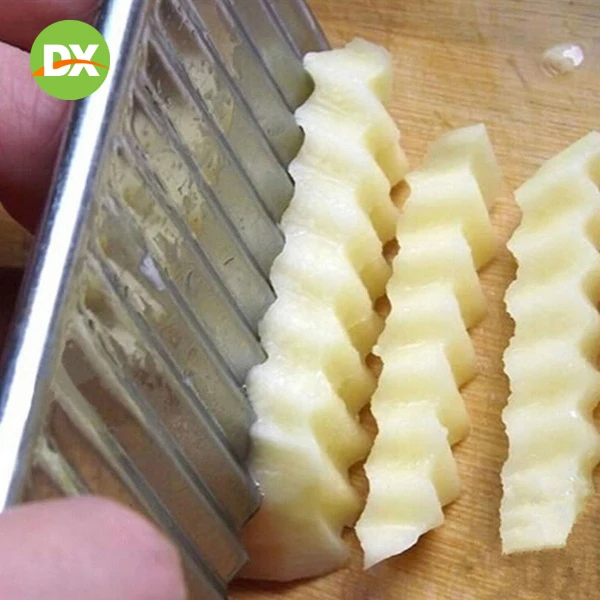 High Quality Stainless Steel Potato slicers Wavy Edged cutter Plastic Handle Kitchen Gadget potato slicer cucumber |
