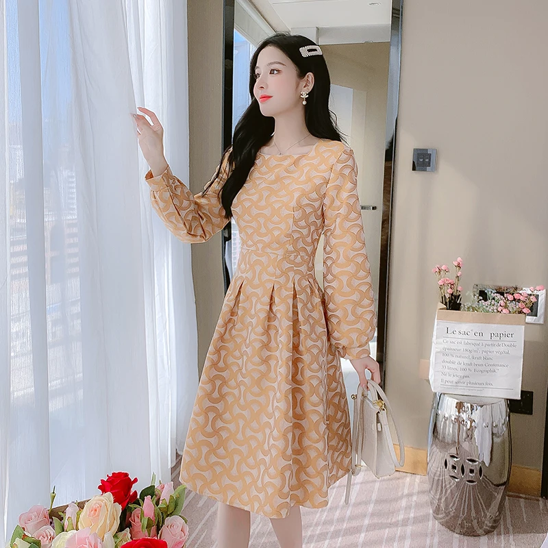 платье женскоеПлатья вечернее Облегающее для женщин черное с квадратным вырезом