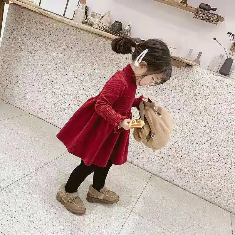 Платье для маленьких девочек свитер с высоким воротником трикотажное платье