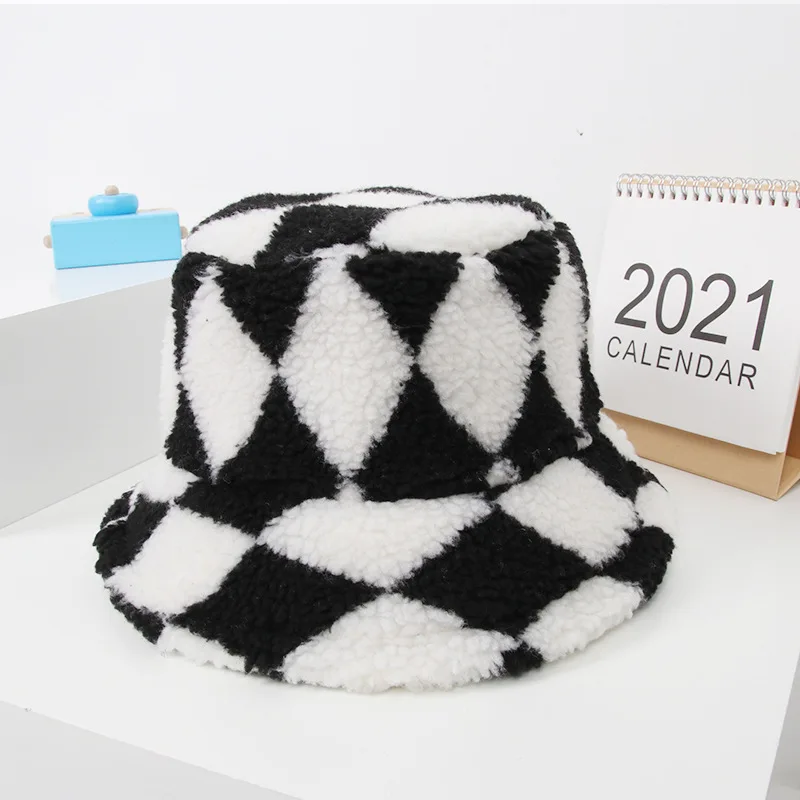 

Korean New Style Checkerboard Grid Winter Hat Lady Panama Flat Top Warm Lambwool Bucket Hats Fisherman Caps for Women Winter