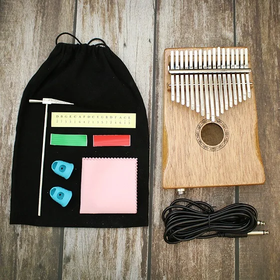 17 Key Kalimba African Solid Pine Mahogany Thumb Finger Piano Sanza Mbira Calimba Play with Guitar Wood Musical Instruments - Цвет: With Cable