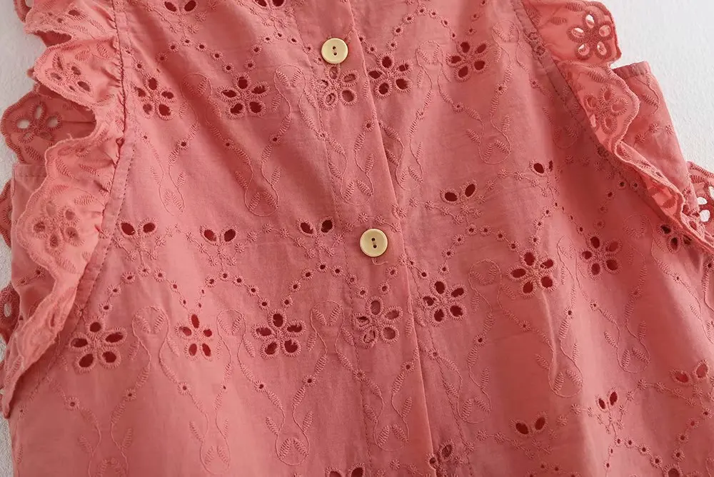 

2019 Women sweet hollow out embroidery vest Blouse back buttons Shirts women o neck sleeveless ruffles casual blusas Tops LS3770