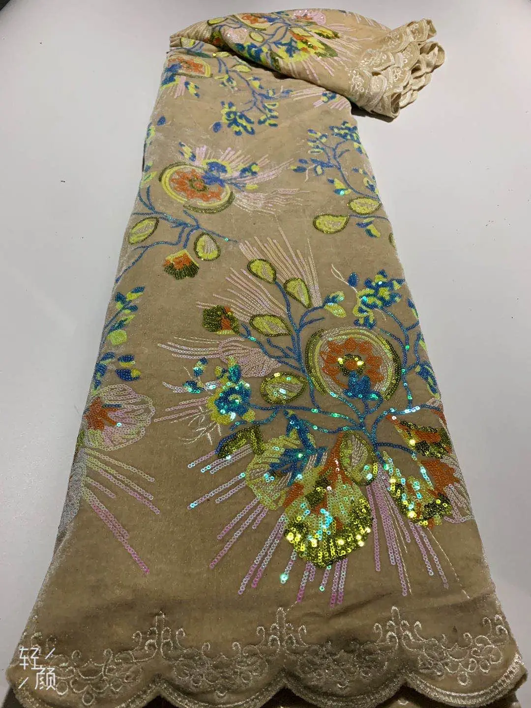 

Новейшая французская и нигерийская кружевная ткань с блестками 2021, высококачественное кружево, африканская кружевная ткань для свадьбы, кружевной материал FJ4363