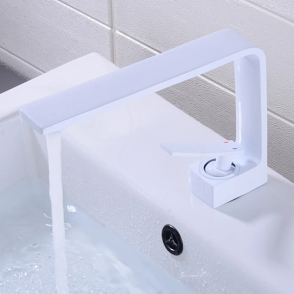 Basin Faucets Black/White Brass Faucet Bathroom Sink Faucet Single Handle Deck Mounted Toilet Hot And Cold Mixer Water Tap