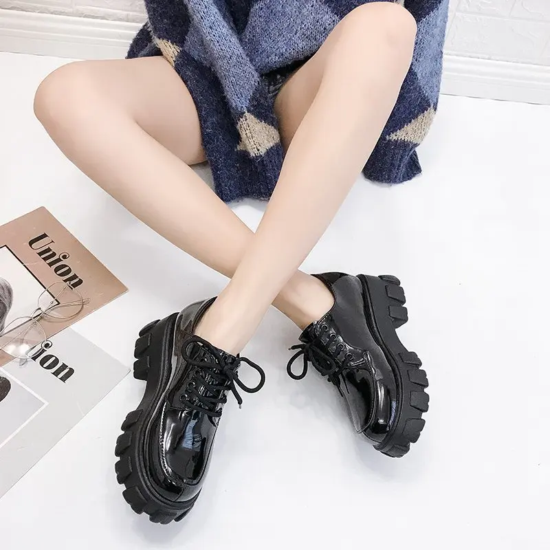 

Women's Shoes Platform Round Toe British Style Autumn Patent Leather Ballet Flats Casual Female Sneakers Modis All-Match Oxfords