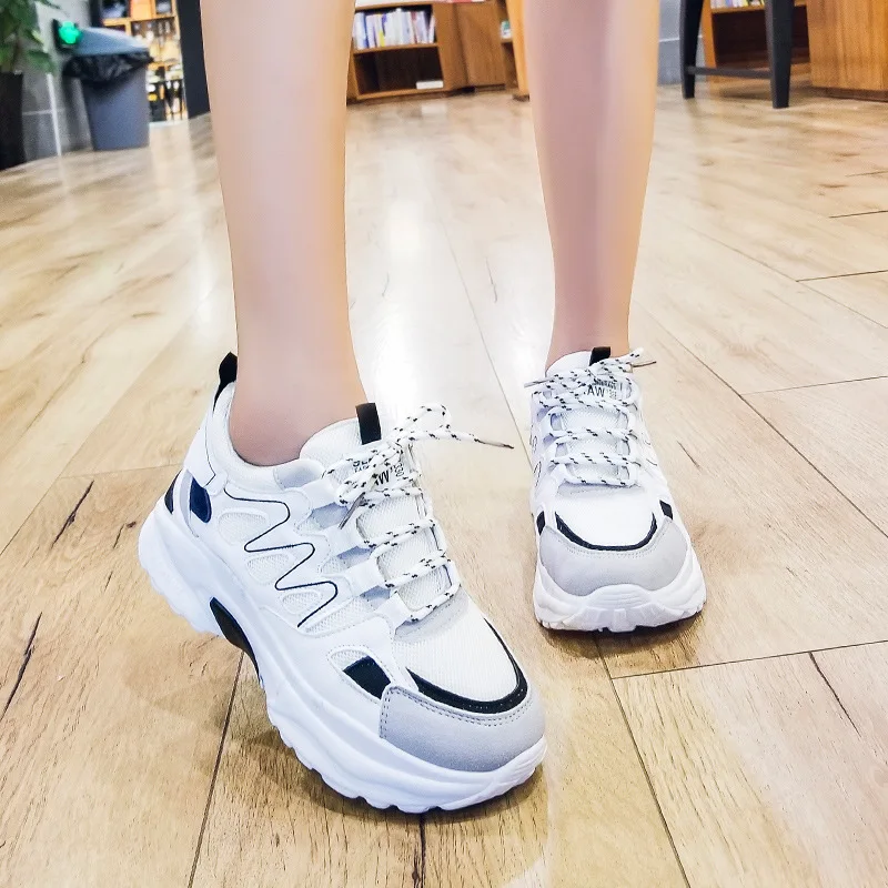 Женская повседневная обувь на шнуровке с круглым носком вулканизированной