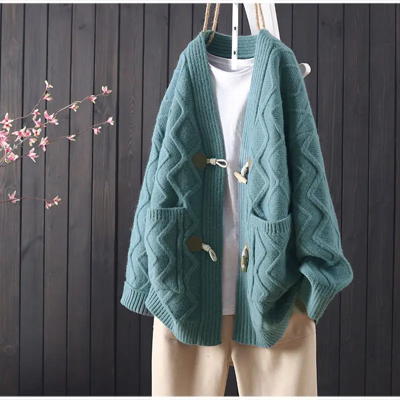 

Autumn and winter new sweater cardigan women loose Korean style horn buckle all-match thick coat women