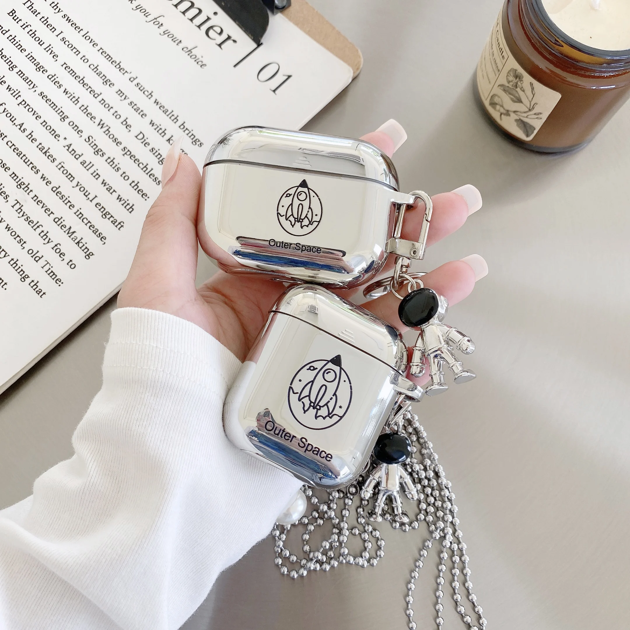 

Защитный высококачественный чехол для Apple Airpods 1 2 Pro, зарядный бокс IMD, серебристый чехол с цепочкой и узором в виде ракеты