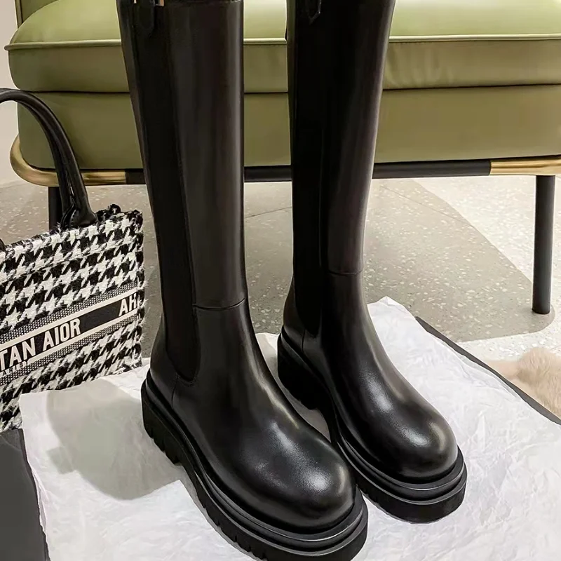 New Fashion Plus Size 34-43 Genuine Leather Knee High Boots Women Zip Square Heels Brand Winter Boots Female Chunky Ladies Botas