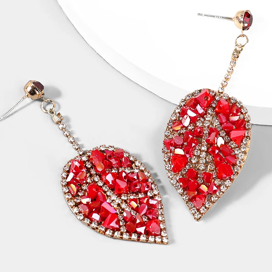 

2021 Fashion Rhinestone Leaf Statement Earrings for Woman Party