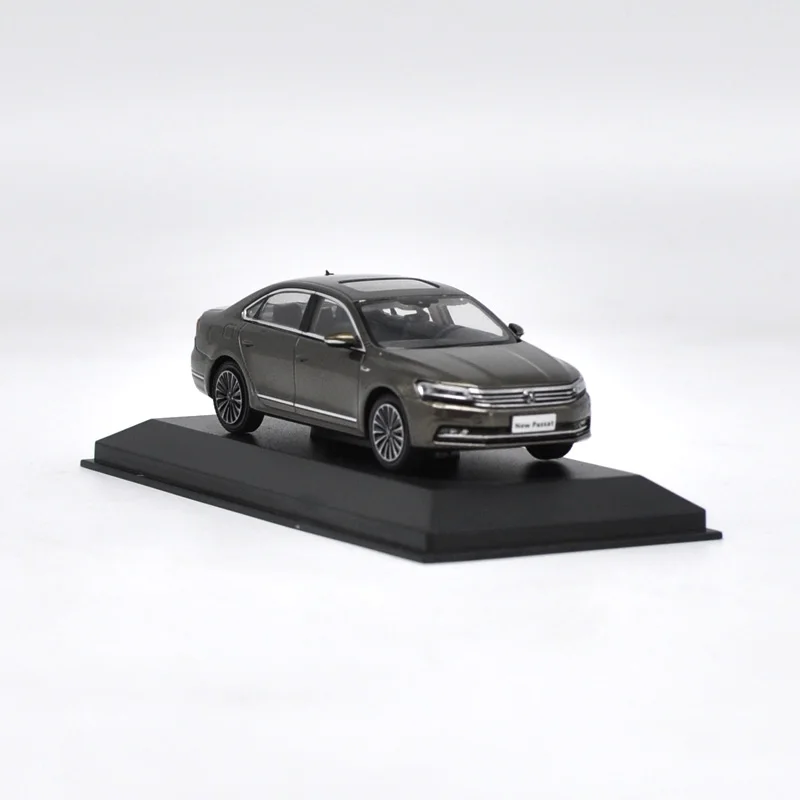 Высокотщательная модель автомобиля VW PASSAT 1:43 из сплава статическая металлическая