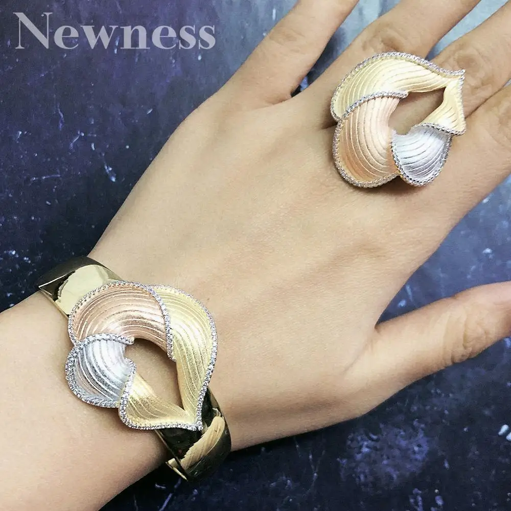Женский комплект украшений с фианитами Newness Комплект из фианита и длинного