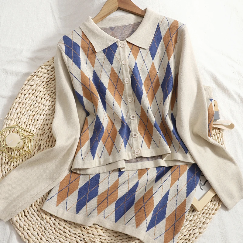 

Осень 2021, Женский трикотажный клетчатый комплект из двух предметов, однобортный Топ с завышенной талией и юбка-трапеция