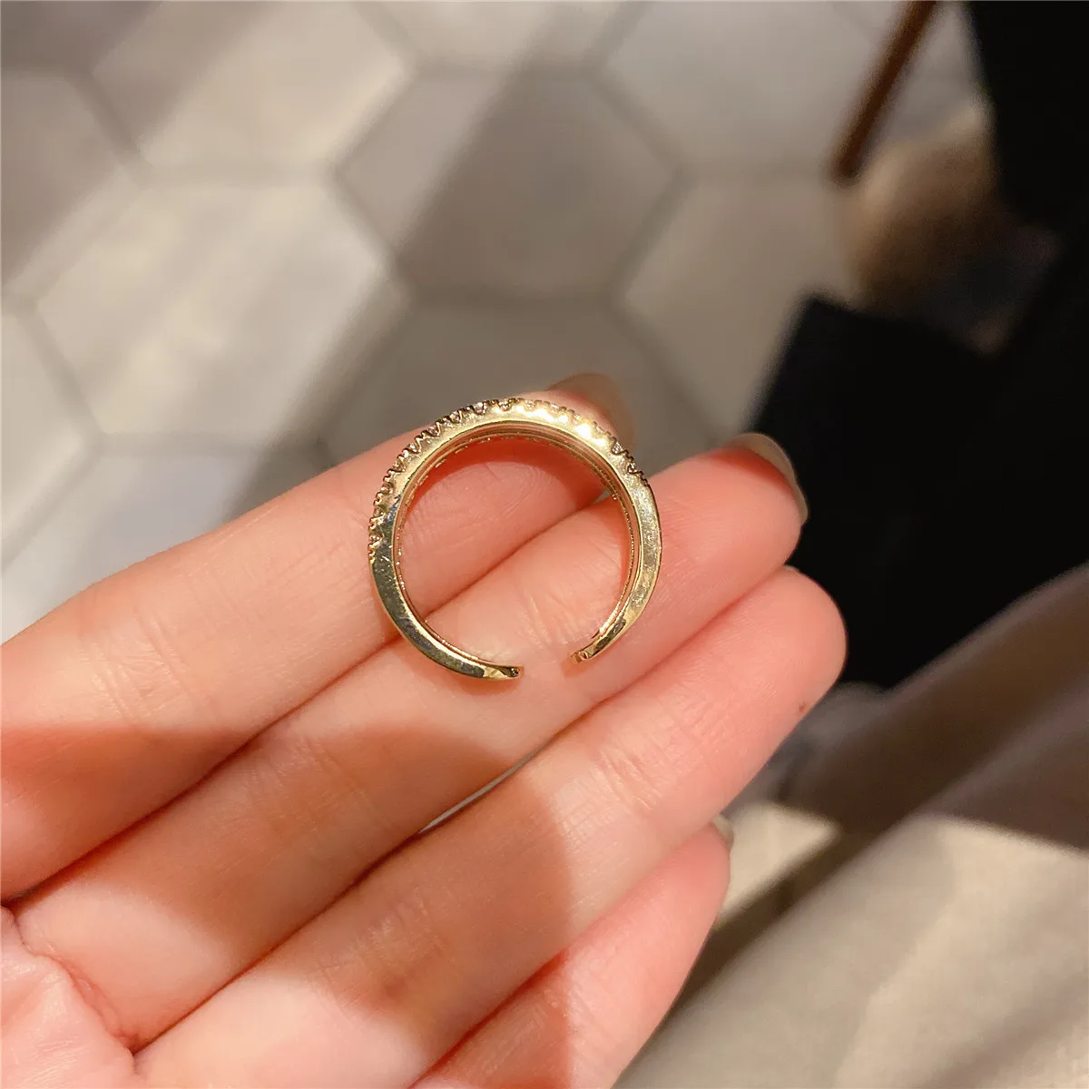

Boutique Couple Double-layer Opening Adjustable Micro-inlaid Zircon Ring Ins Wind Super Fairy Simple Couple Ring