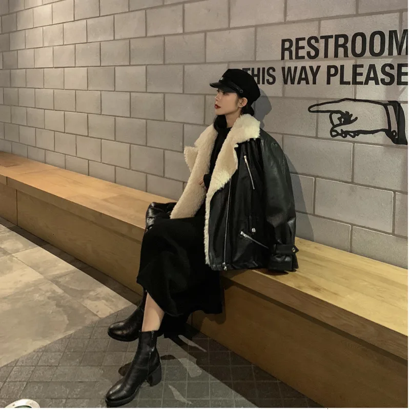 Женская куртка с отложным воротником Heydress черная кожаная из искусственной кожи