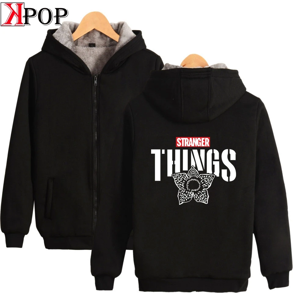 

Hoodies & Sweatshirts