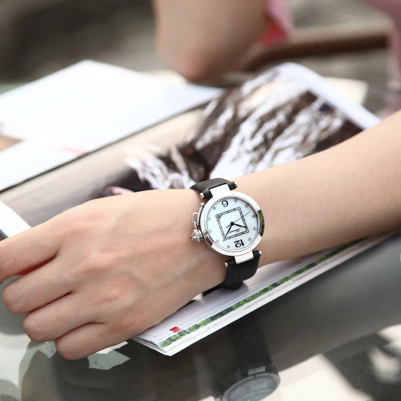 

LUOSCAT Authentic watch women fashion trend waterproof ladies brand watch leather belt with diamonds 2020 new