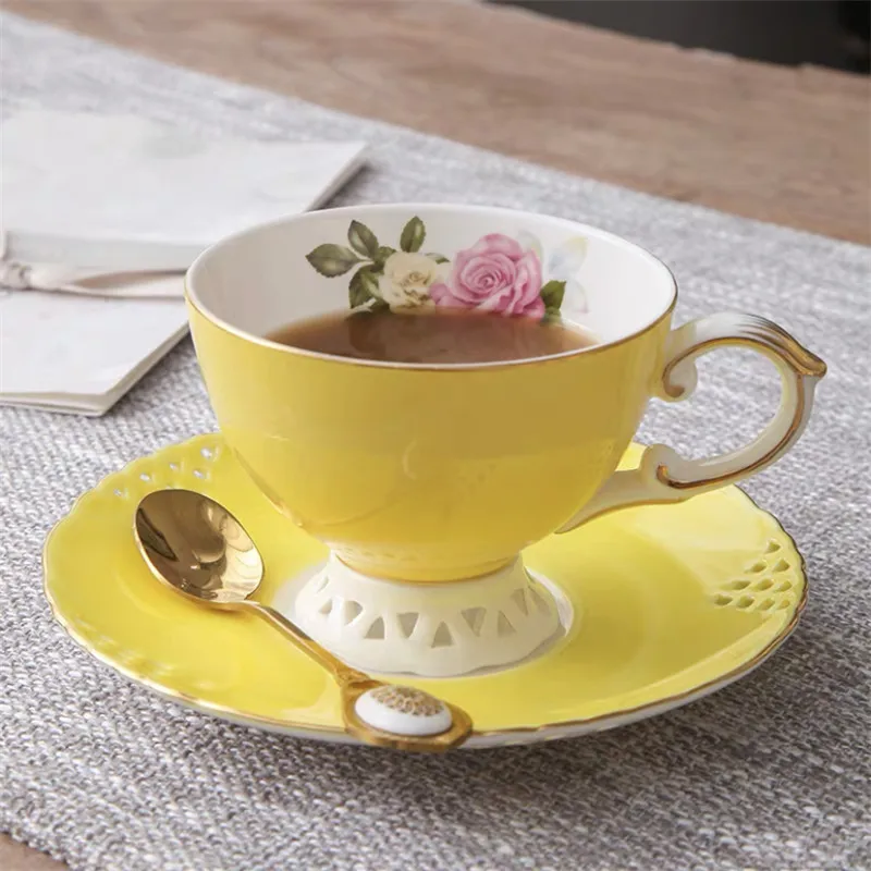 Nordic Ceramic Light Luxury Hollow Coffee Cup with Spoon and Saucer Set Creative Bone China Phnom Penh Flower Teacup Drinkware | Дом и сад