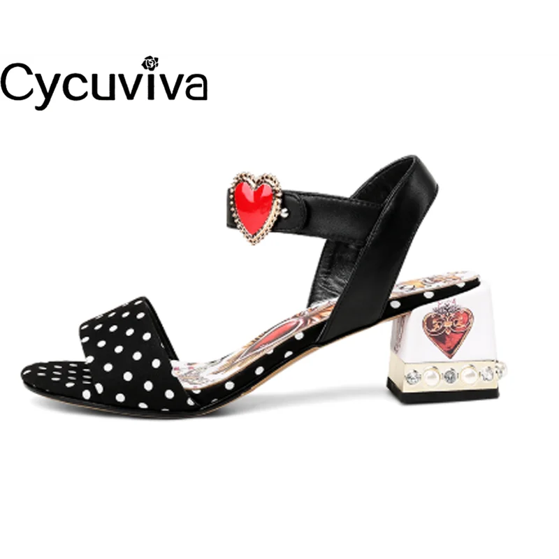 Сандалии женские в горошек босоножки гладиаторы с принтом красных сердец