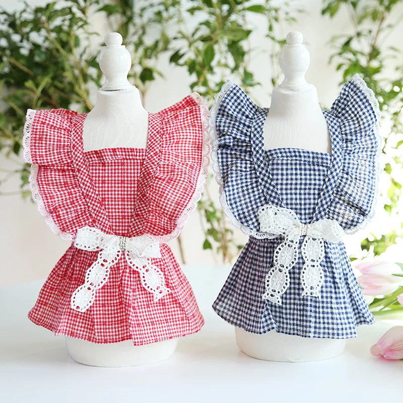 

Новинка 2021 года, кружевной дизайн с рюшами на рукавах, красные и синие цвета, одежда для маленьких собак, клетчатое платье для чихуахуа, това...