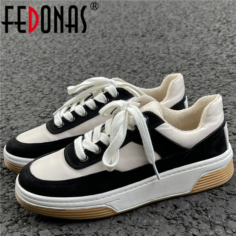

FEDONAS Lace-Up Casual Women Sneakers Autumn Winter Four Season Outdoor Flats Comfortable Shoes Woman Cow Suede Leather 2022 New
