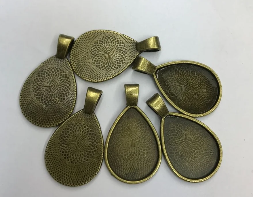 Подвеска из цинкового сплава в античном стиле пустая с внутренней оправой 18*25 мм