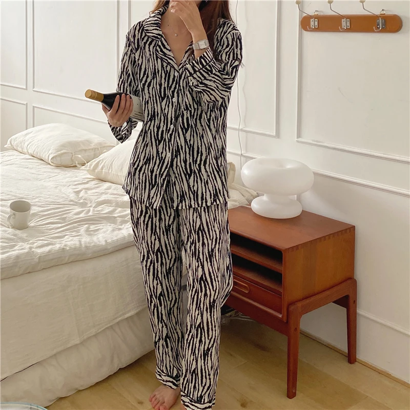 Spring And Autumn Pajamas Set 2021 Latest Style Women's Family Clothes Zebra Pattern Pajama Women Femme Ete Trouser Suits | Женская