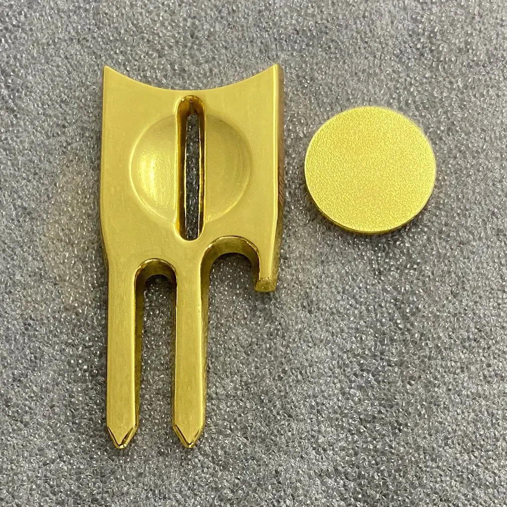 

New Zinc Alloy Golf Divot Repair Tool Pitch Groove Cleaner Golf Fork With Golf Marker Golf Putting Training Aid Accessories Gold