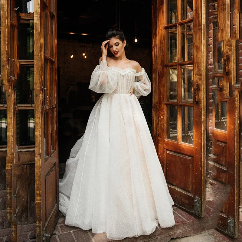 

New Style Wedding Dress Lace Polka Dot Net Sexy Heart-shaped Collar Shoulder Card One-shoulder Fashion And Elegant Temperament