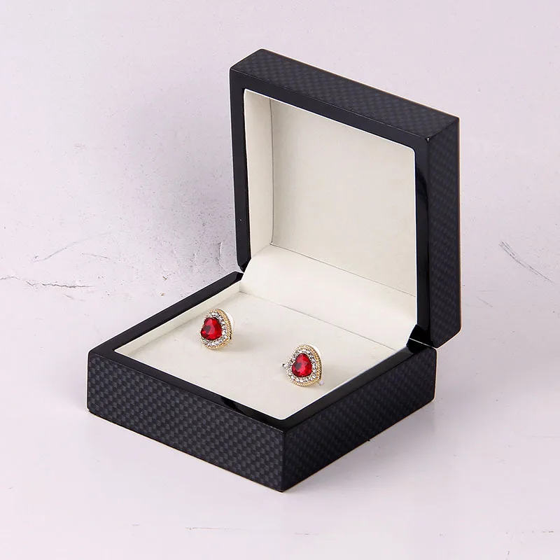 

Luxurious Wooden Cuff Links Box Black Carbon Fibre Design Cufflinks Gift Package Display For Men