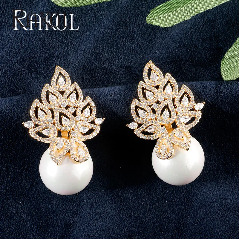 Женские серьги-гвоздики с искусственным жемчугом и фианитом | Украшения