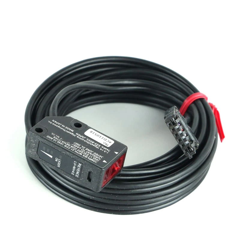 

Keyence LV-NH100 цифровой лазерный датчик зона Передача тип высокая производительность дальность обнаружения 2000 мм Лазерная Видимый новый оригин...