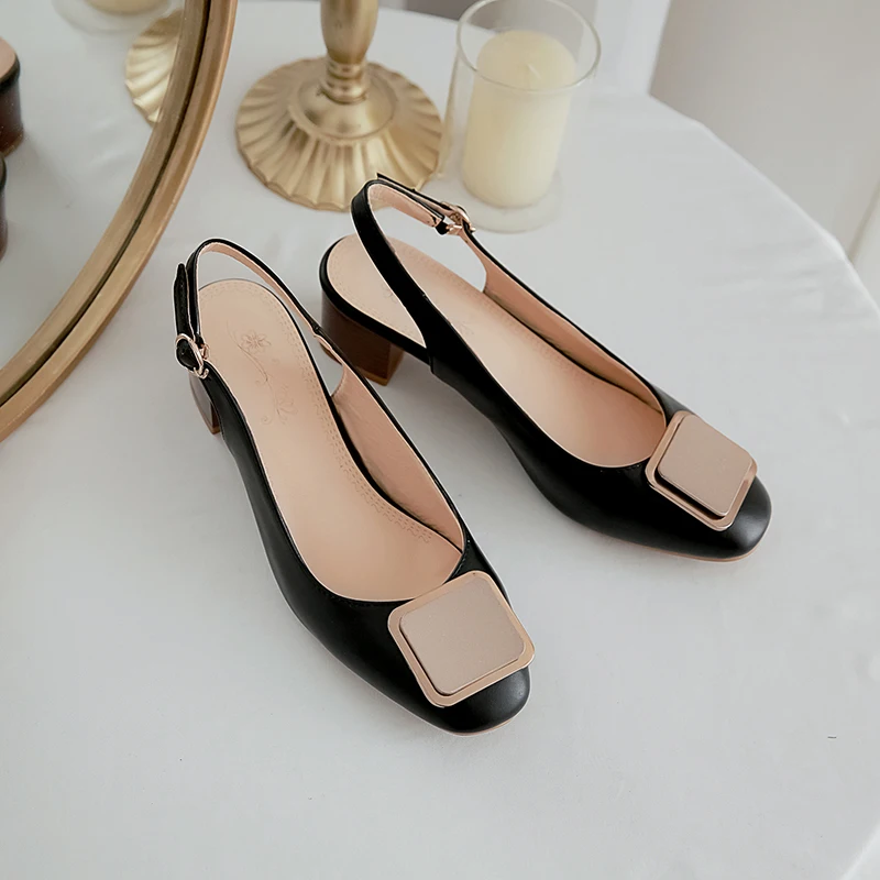 Женские босоножки с ремешком на пряжке Sgesvier квадратном каблуке в стиле ретро для