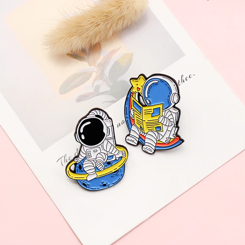 Брошь на лацкан с изображением астронавта звезды радуги моста Вселенной космоса