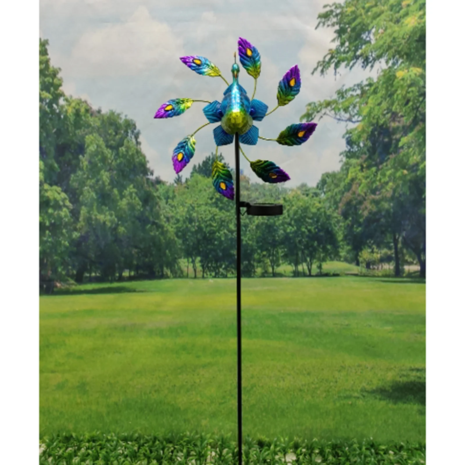 

Metal Solar Wind Spinner Peacock Sculpture Wind for Outdoor Art