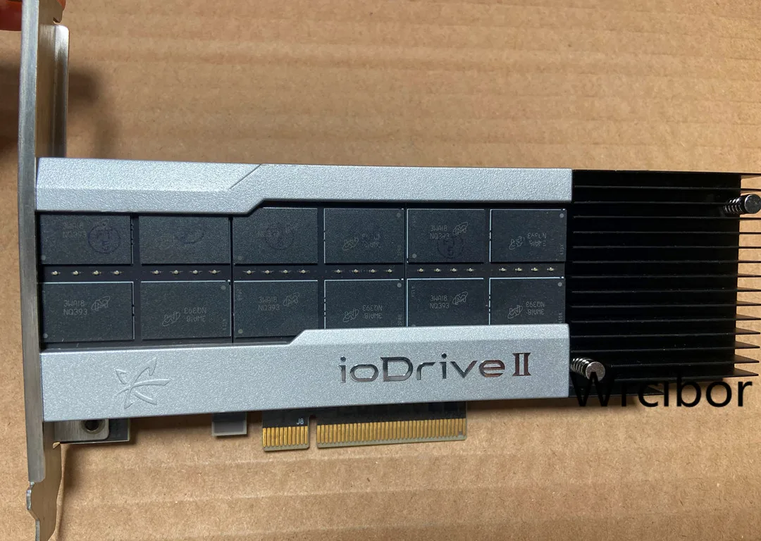 

00AE812 IBM 1.2TB HIGH IOPS MLC PCI-E FLASH ADAPTER IO DRIVE II