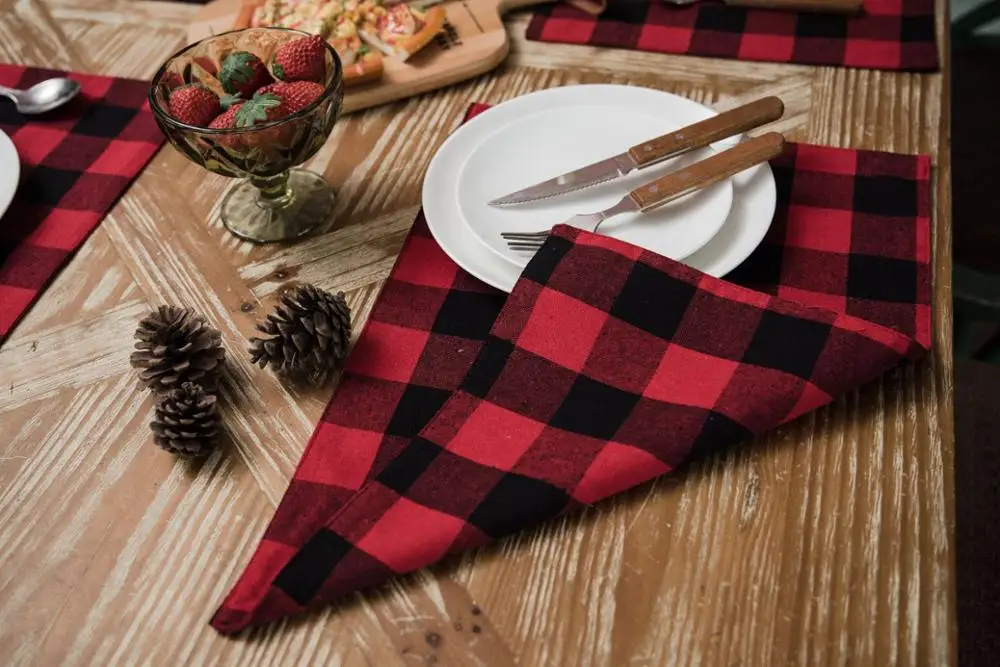 2019 New Year's Festival Placemat red black plaid Christmas double sided mat fabric cotton hemp cup household Drink Coasters | Дом и сад