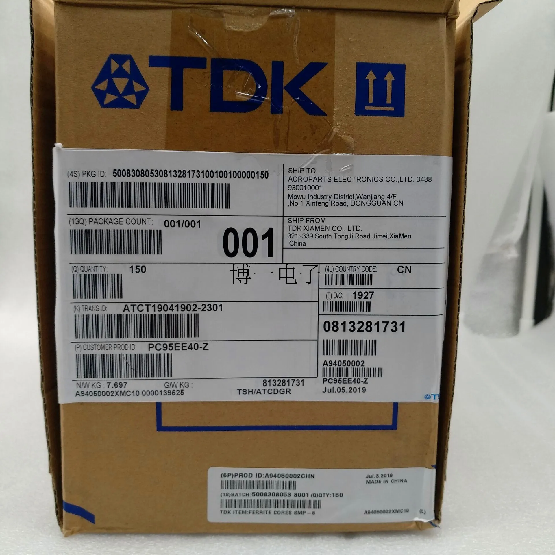 Импортный ферритовый сердечник EE40 материал PC95 может быть снабжен вертикальным 6 +