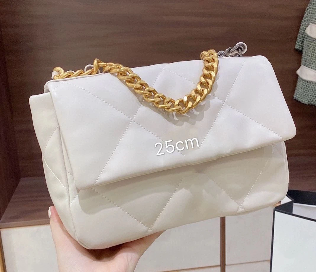 

Women Fashion Luxury Genuine Leather Shoulder Bag Classic Designer Crossbody Bag Mini Brand Purse Diamond Lattice Chain Flap Bag