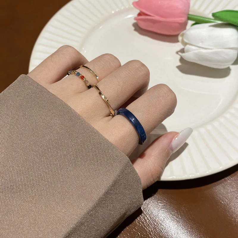 

Retro Simple 4 Piece Ring Set for Women Fashion Design Contrast Color Beaded Ring Blue Beige Brown Set Wedding Party Jewelry