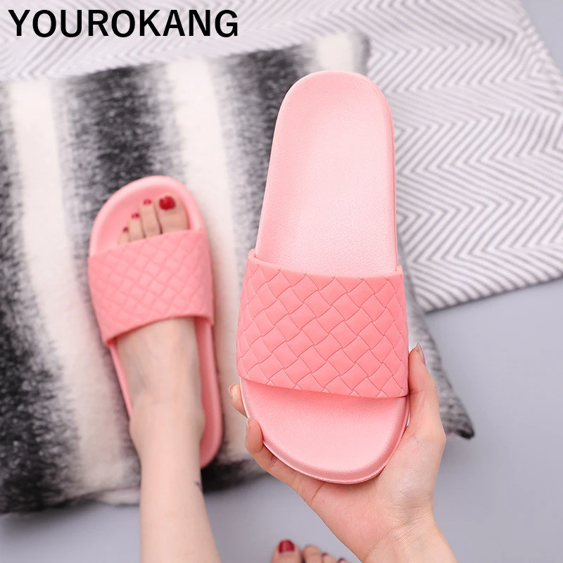 Летние женские шлепанцы Высококачественная пляжная обувь для влюбленных Новое