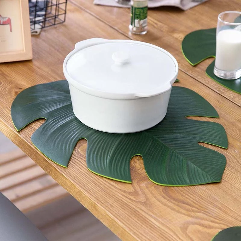 

4Pcs Banana Leaf Coaster Table Mat Waterproof Table Cloth Cup Bowel Pot Mat Pad Holder Kitchen Table