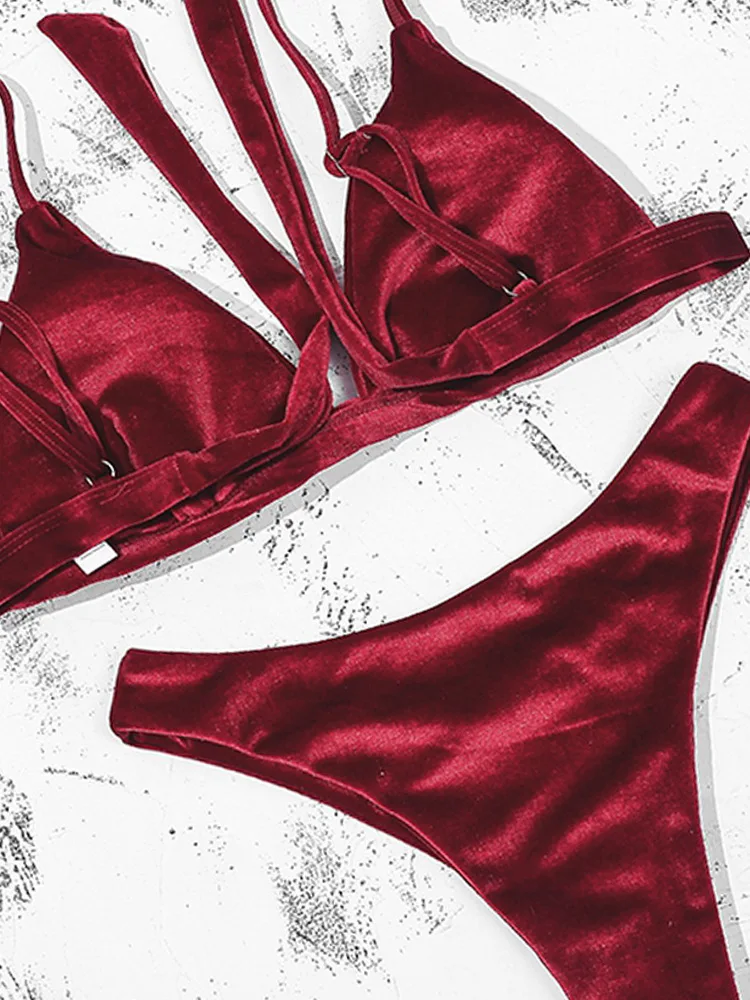 

2021 new velvet solid color bikini female European and American strap sexy split swimsuit