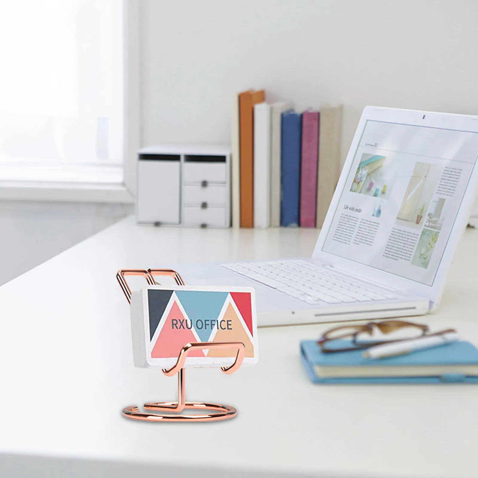 

2 lindos tarjeteros de metal en oro rosa para hombres y mujeres, tarjeteros de escritorio, suministros de oficina