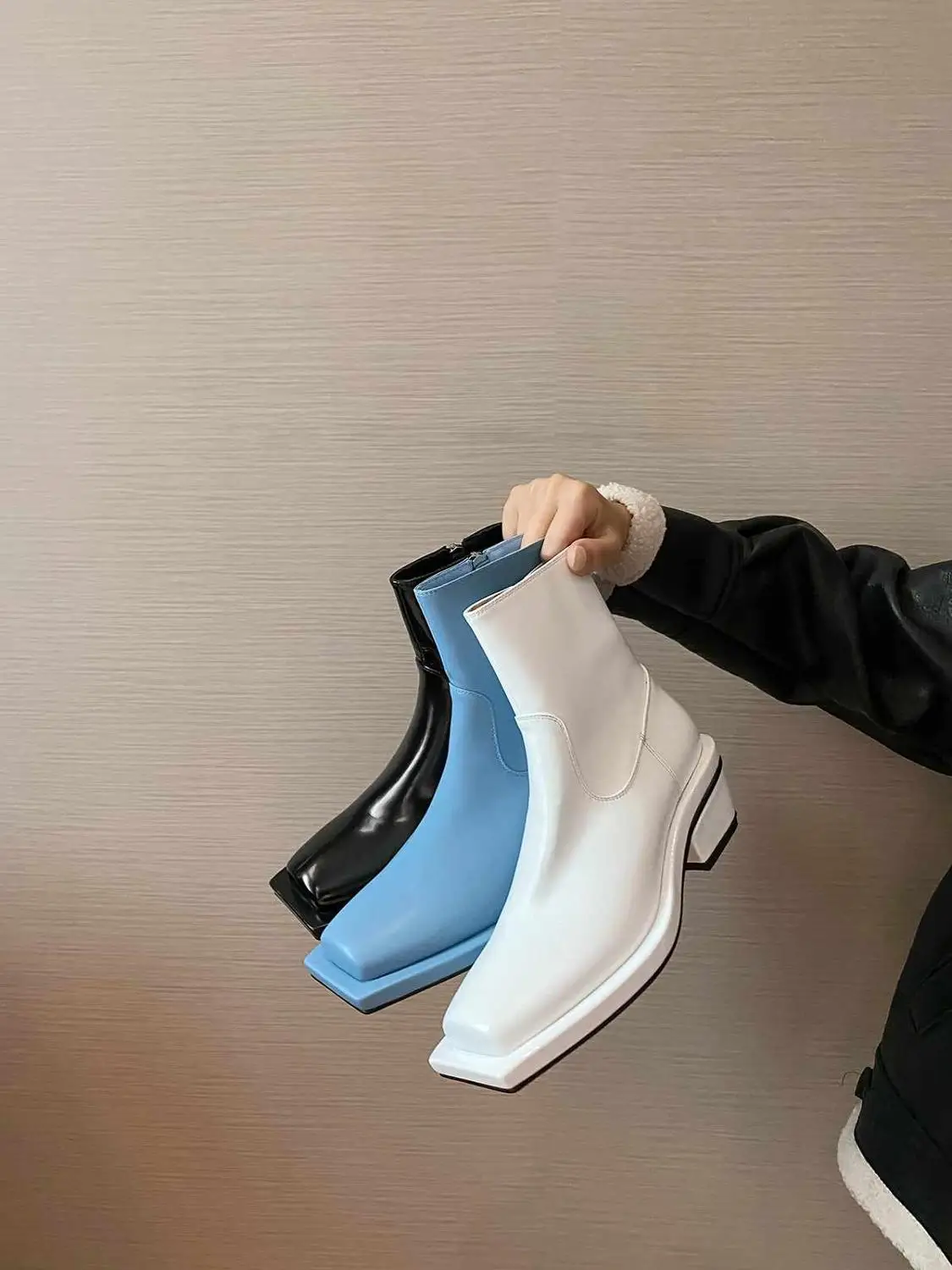 

Lenkisen Chelsea boots real cow leather european design three colors thick med heel square toe zipper young lady ankle boots L23