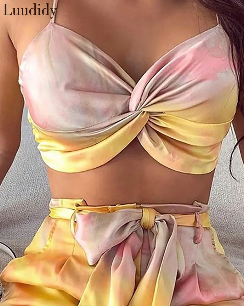 

Women Floral Print Sleeveless Two Piece Set Summer Suit Set Spaghetti Strap Crop Top and Shorts Set