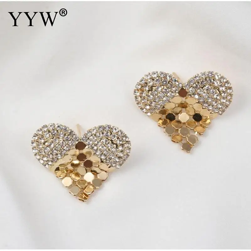 

Heart-Shaped Long Earrings Fashion All-Match Earrings For Woman Daily Wear Or Matching Clothes Big Hoop Or Tassle Earrings