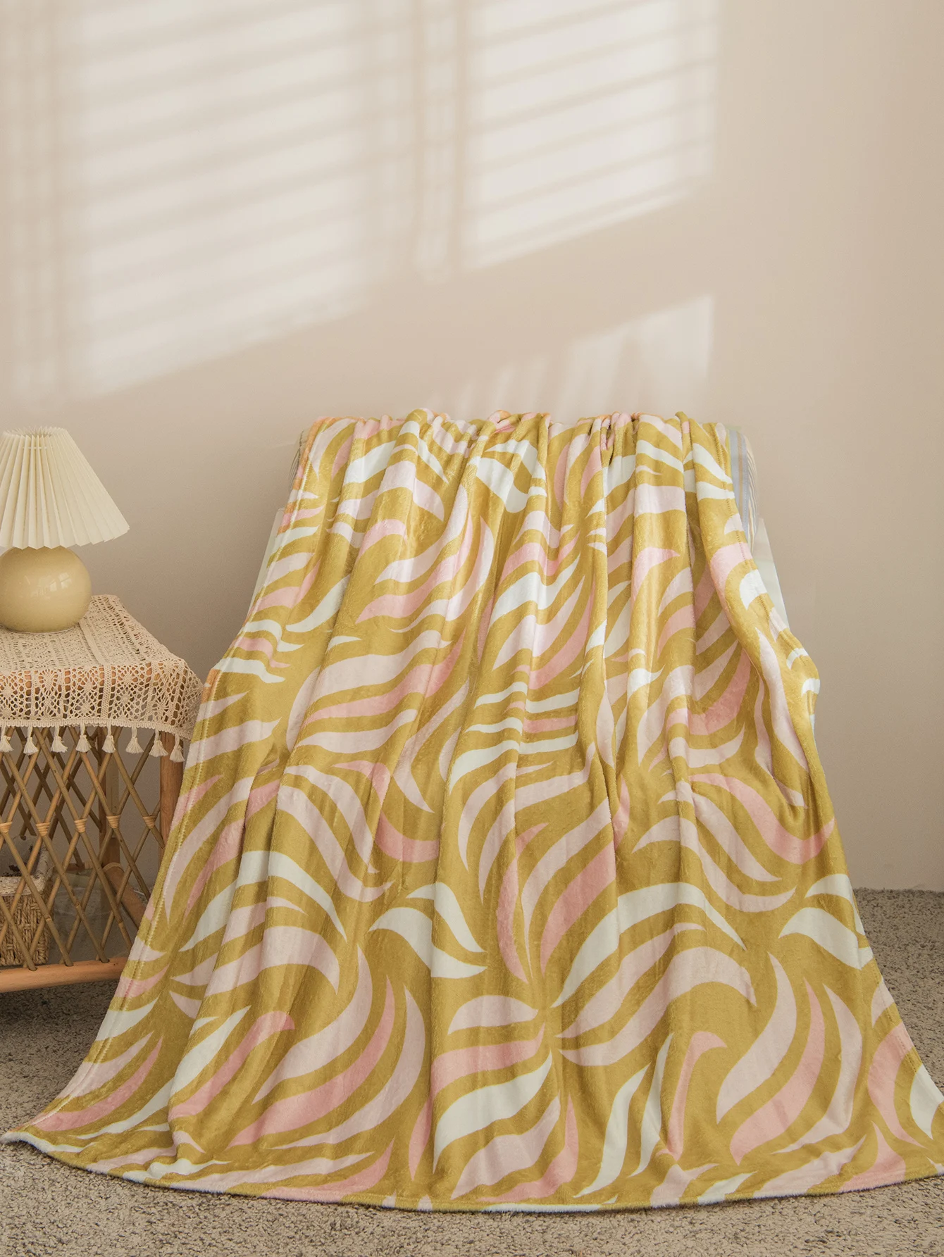

Фланелевое Одеяло Plam с листьями деревьев, ботаническое плюшевое одеяло, теплое покрывало для кровати, имбирное желтое пушистое покрывало для кровати, дивана, Прямая поставка